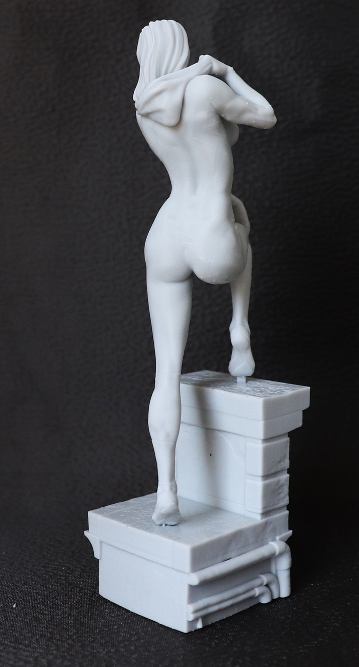 1/24 75mm 1/18 100mm Resin Mod - مراجعة Model Kit Reshiram وسعره