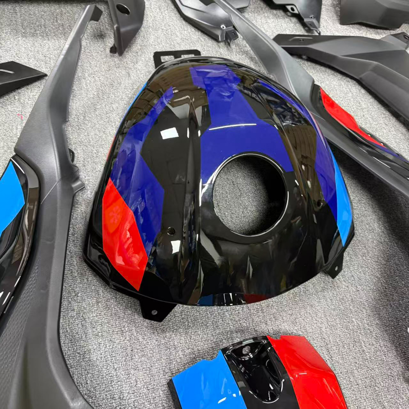 Custom Rear Fairing Body Kit f - مراجعة Model Kit Frame وسعره