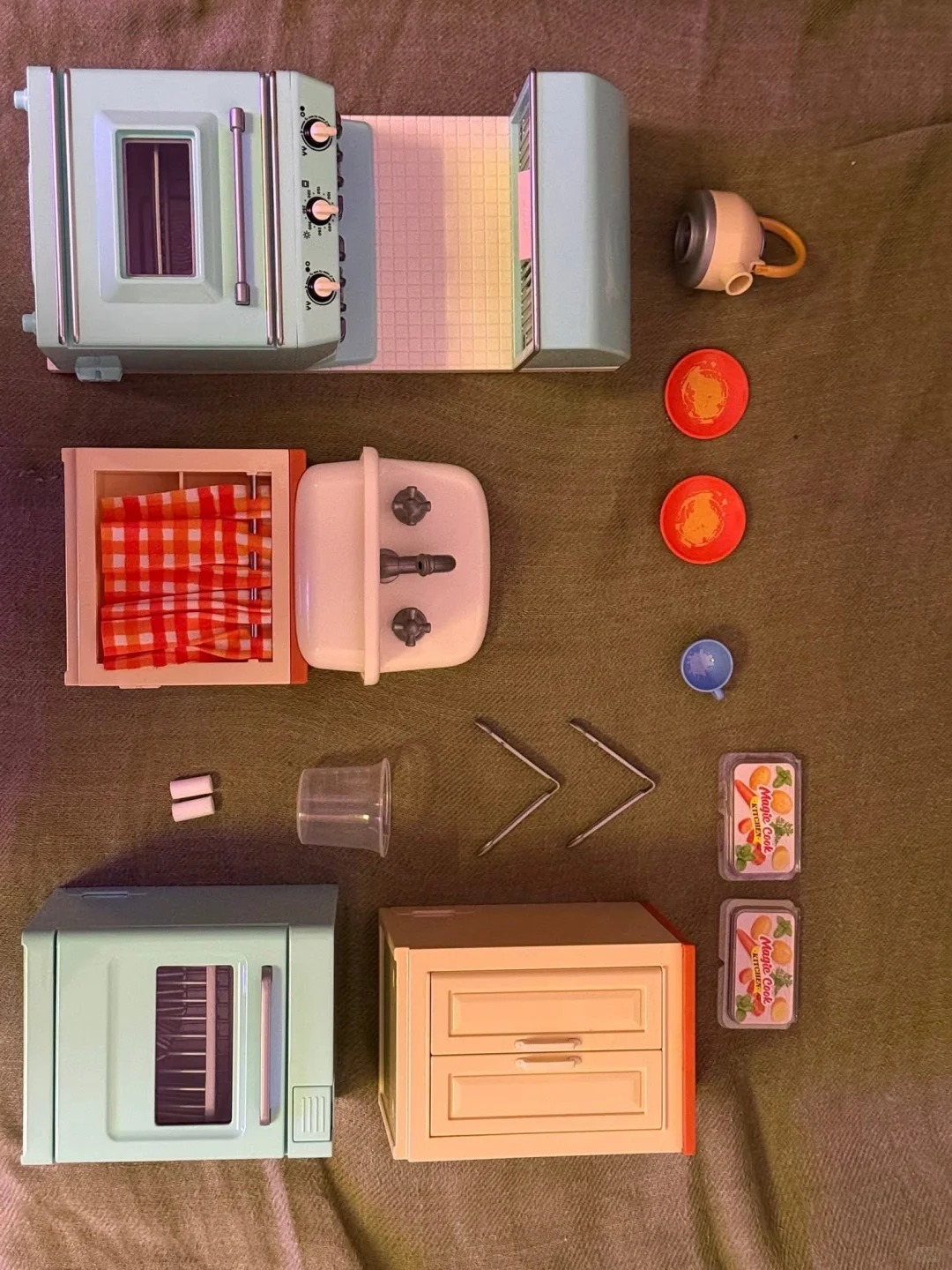 Zuru Mini Brands Magic Cook Ki - مراجعة Model Kit Brand وسعره