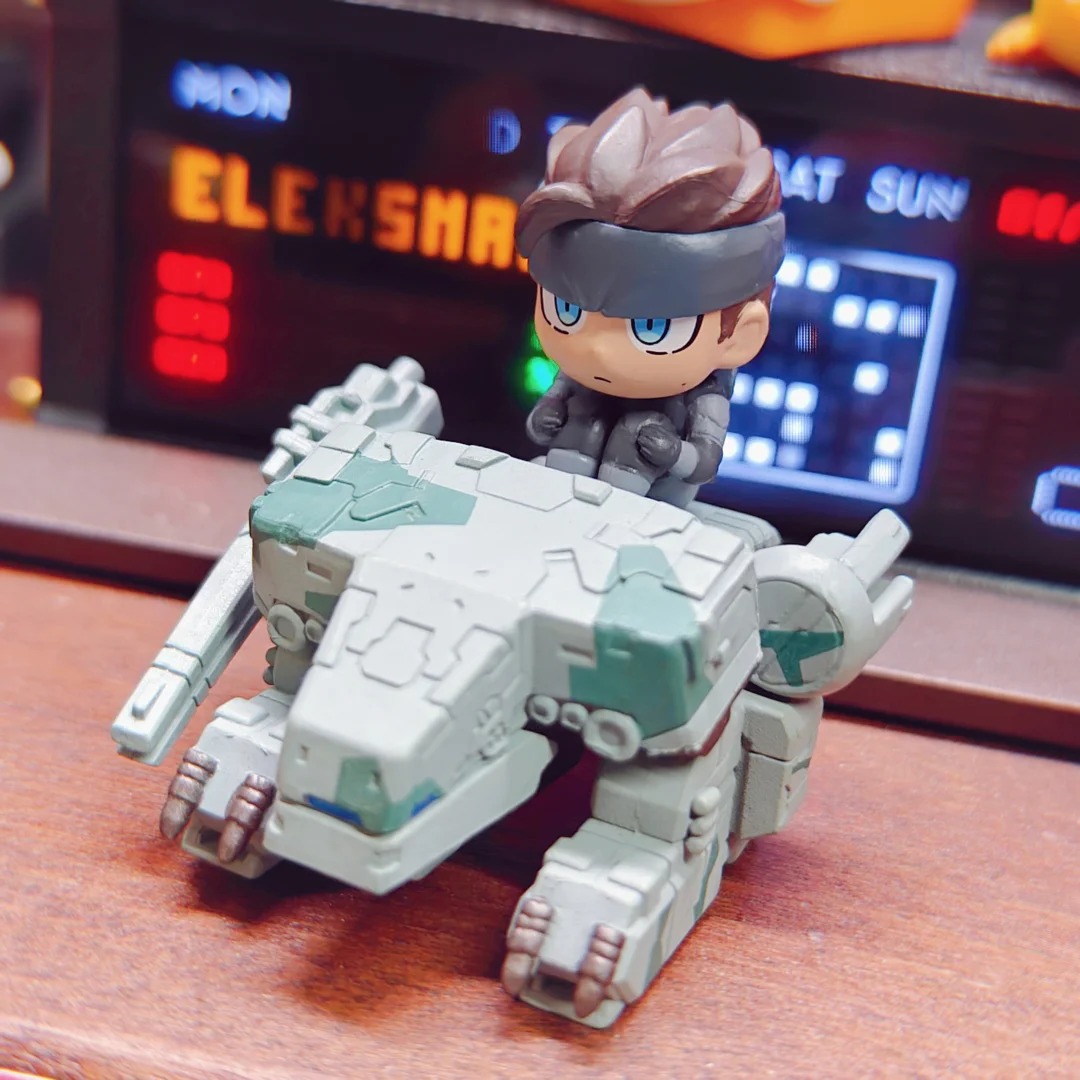 Bandai Metal Gear Solid Gashap - مراجعة Model Kit Metal Slug وسعره
