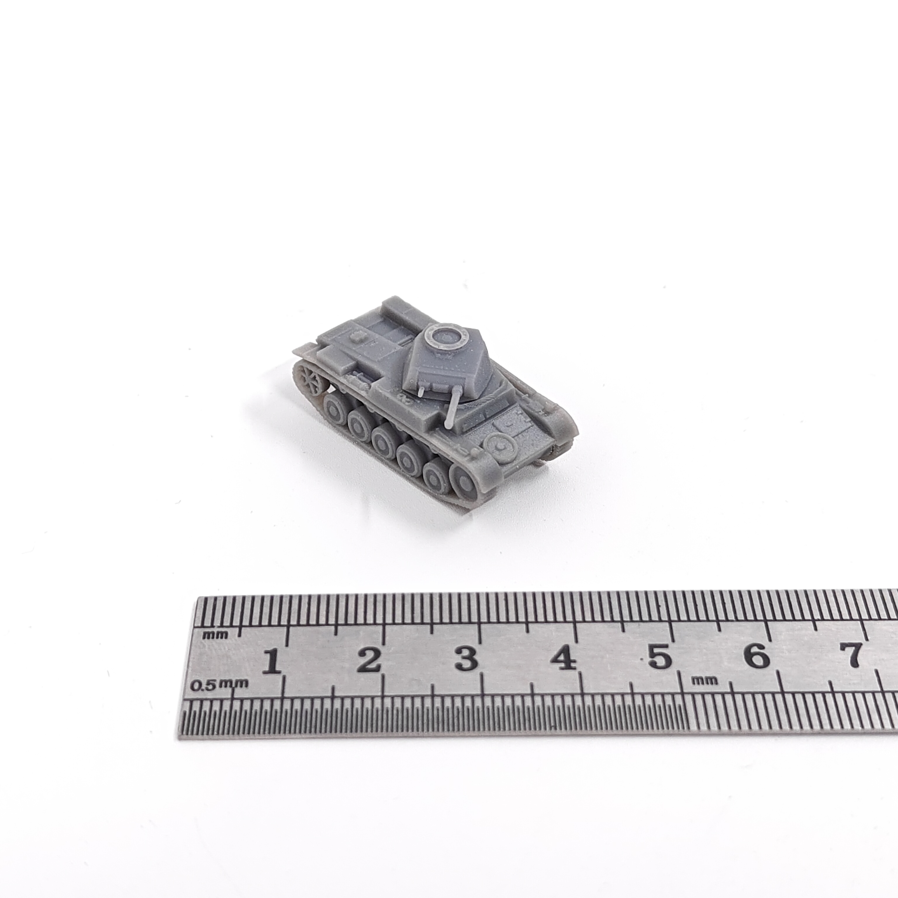 1/144 Scale Panzer II Ausf.F M - مراجعة Model Kit Cangdao وسعره
