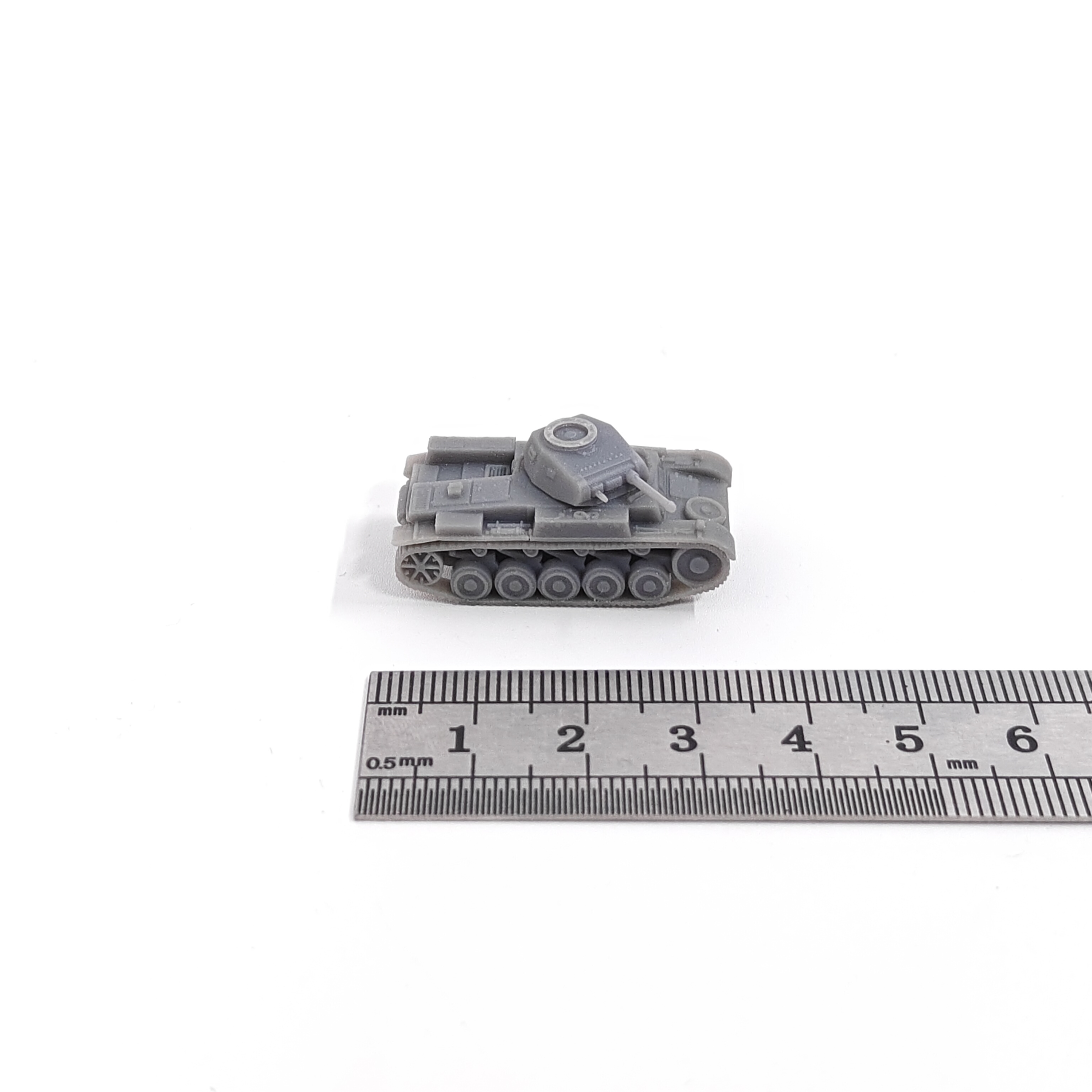 1/144 Scale Panzer II Ausf.F M - مراجعة Model Kit Cangdao وسعره