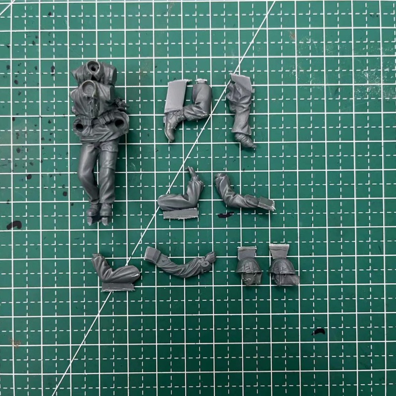 1/35 Scale Resin Figure Assemb - مراجعة Model Kit Reshiram وسعره