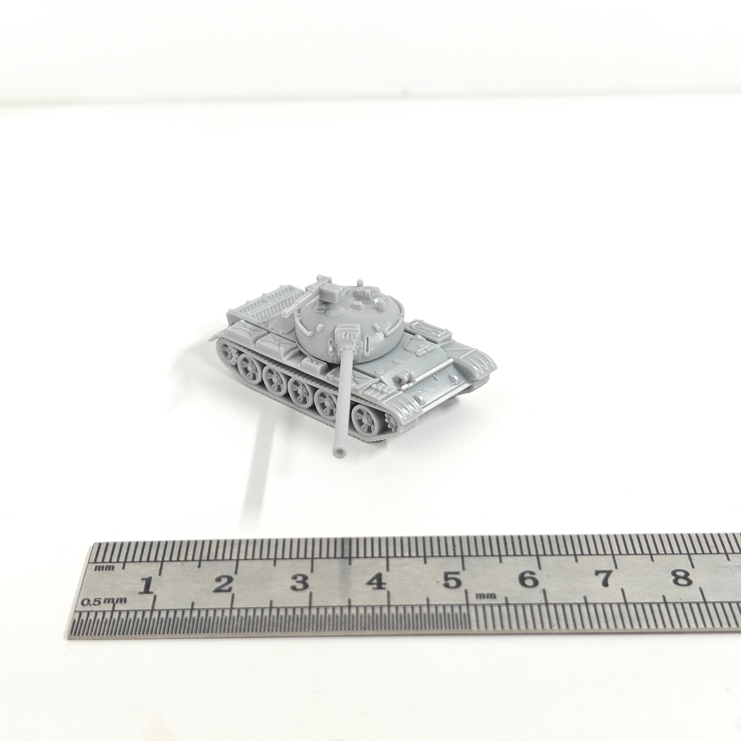 1/144 Scale Soviet T-54 Main B - مراجعة Model Kit Tank وسعره