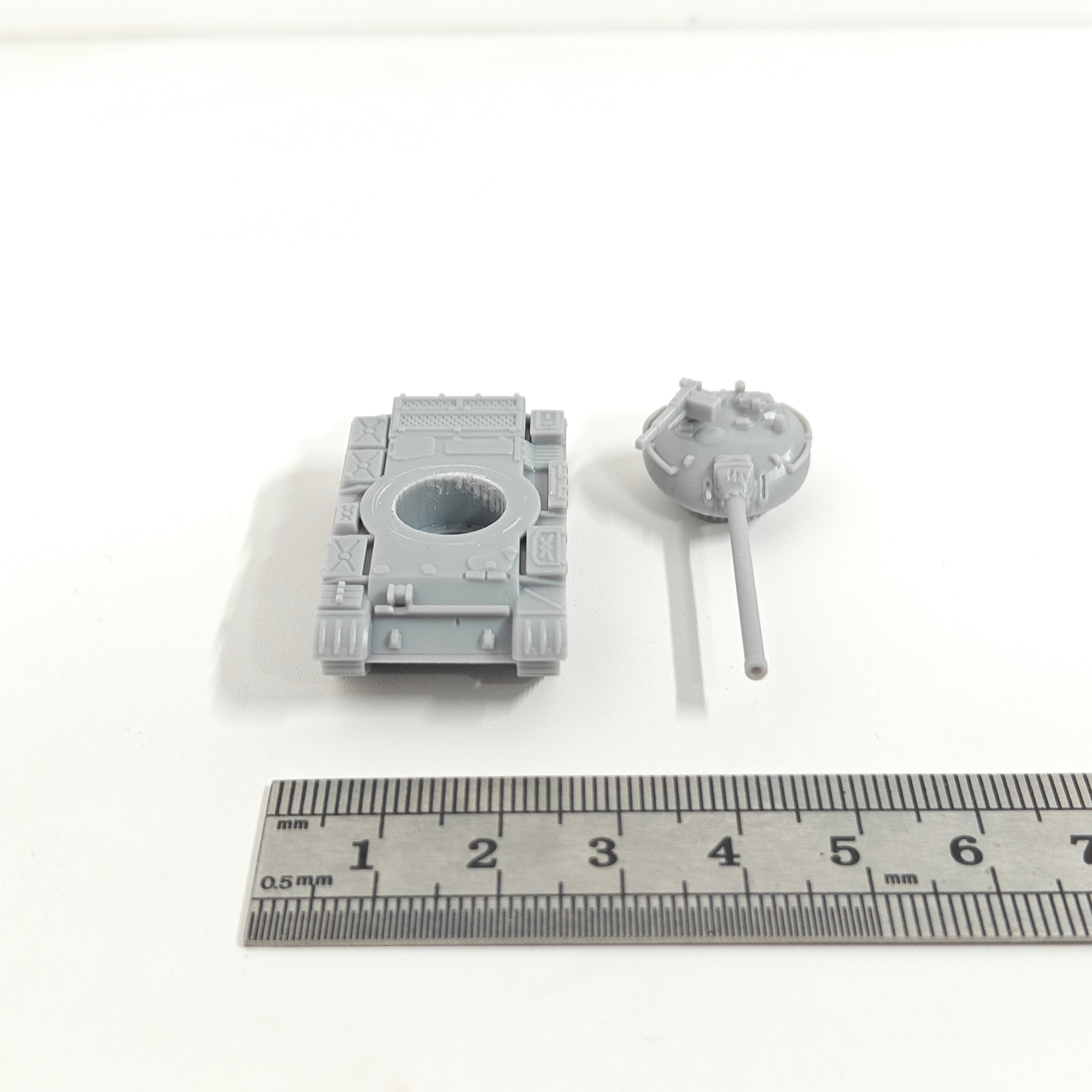 1/144 Scale Soviet T-54 Main B - مراجعة Model Kit Tank وسعره